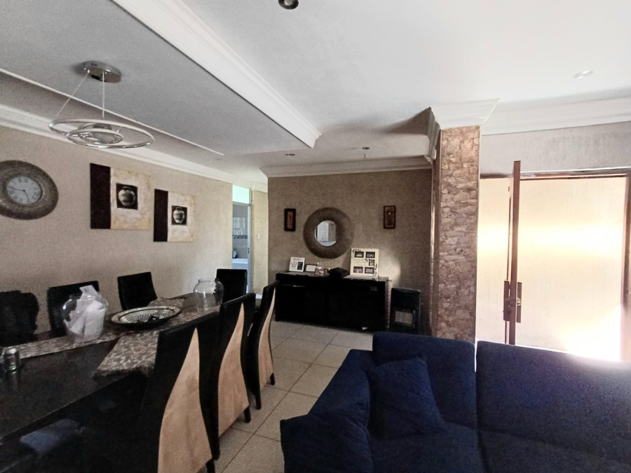 3 Bedroom Property for Sale in Vanderbijlpark CW 3 Gauteng