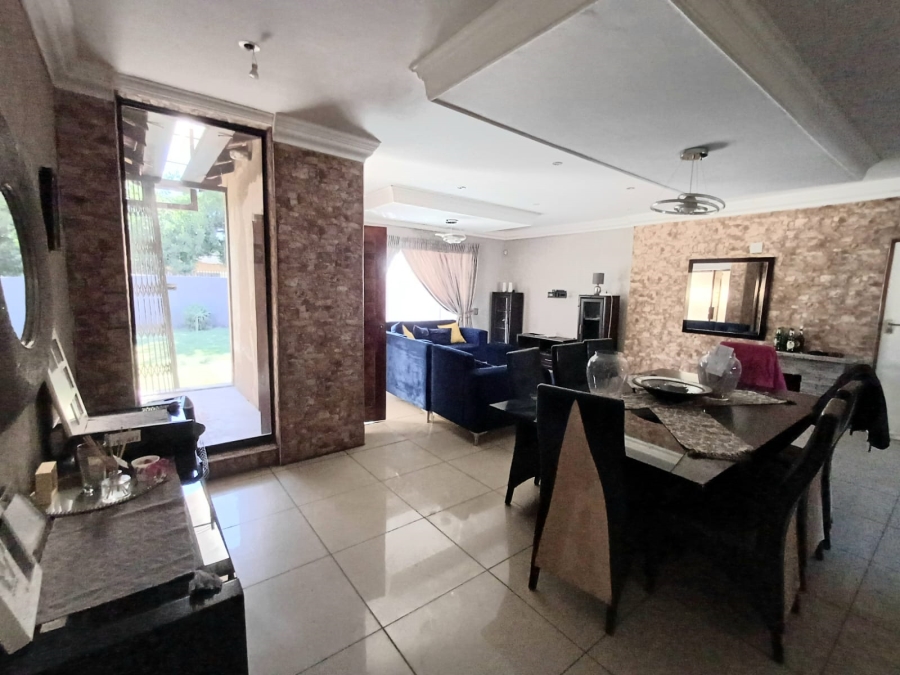 3 Bedroom Property for Sale in Vanderbijlpark CW 3 Gauteng