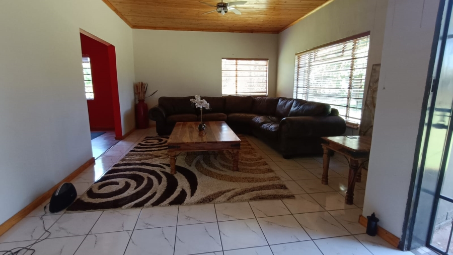 2 Bedroom Property for Sale in Vongeusopark Gauteng