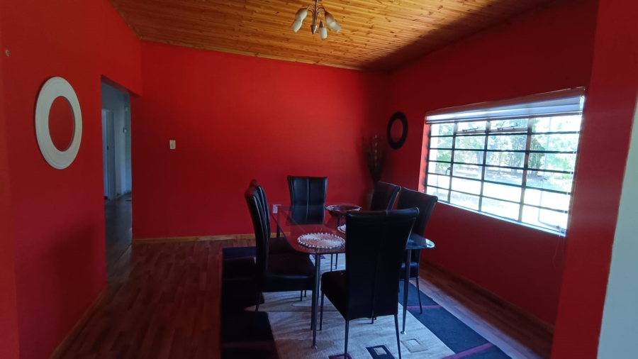 2 Bedroom Property for Sale in Vongeusopark Gauteng