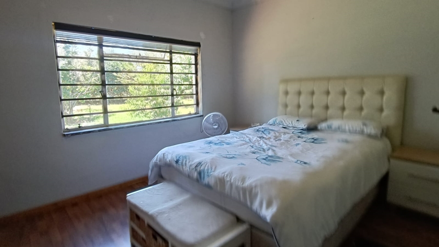 2 Bedroom Property for Sale in Vongeusopark Gauteng