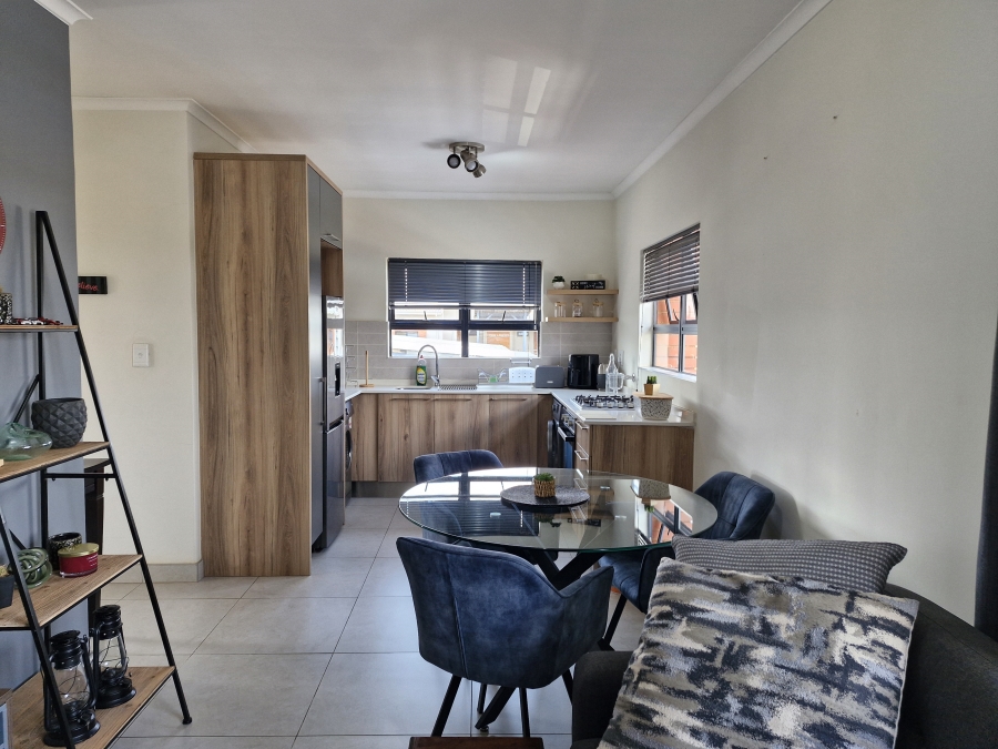 1 Bedroom Property for Sale in Glen Marais Gauteng