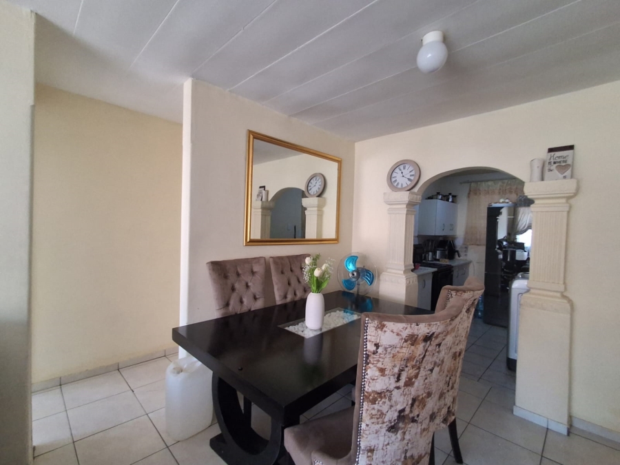 2 Bedroom Property for Sale in Vereeniging Gauteng