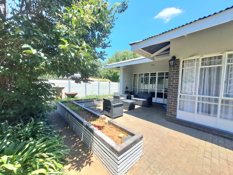 3 Bedroom Property for Sale in Three Rivers Gauteng