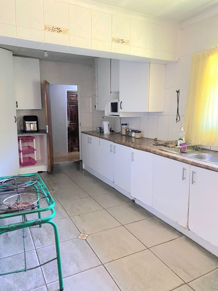 8 Bedroom Property for Sale in Bedworth Park Gauteng