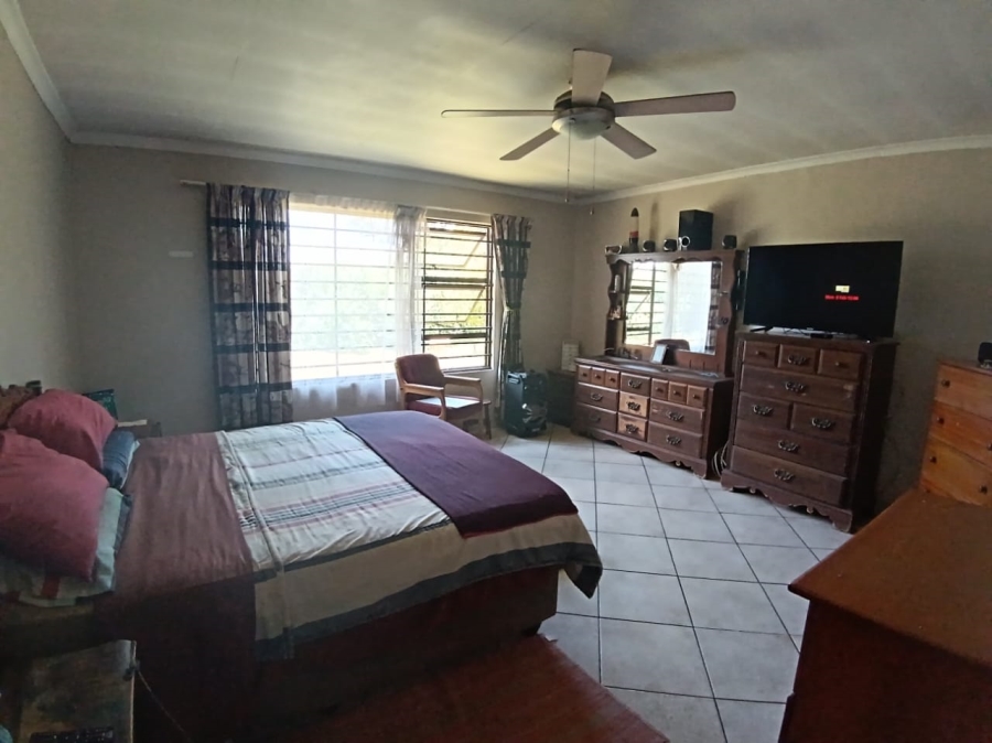 4 Bedroom Property for Sale in Witpoort Estates Ah Gauteng