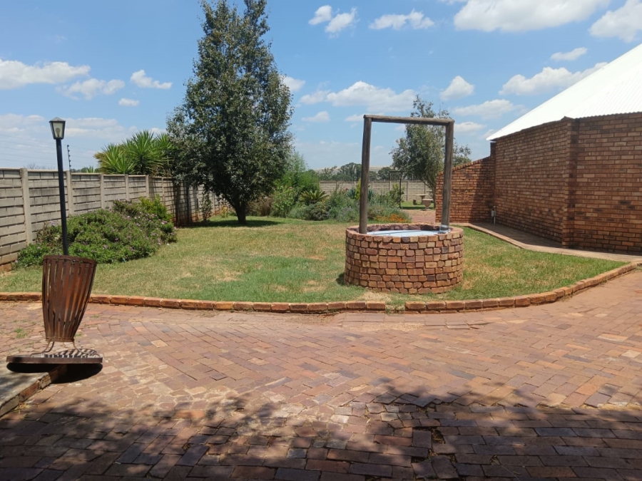 4 Bedroom Property for Sale in Witpoort Estates Ah Gauteng