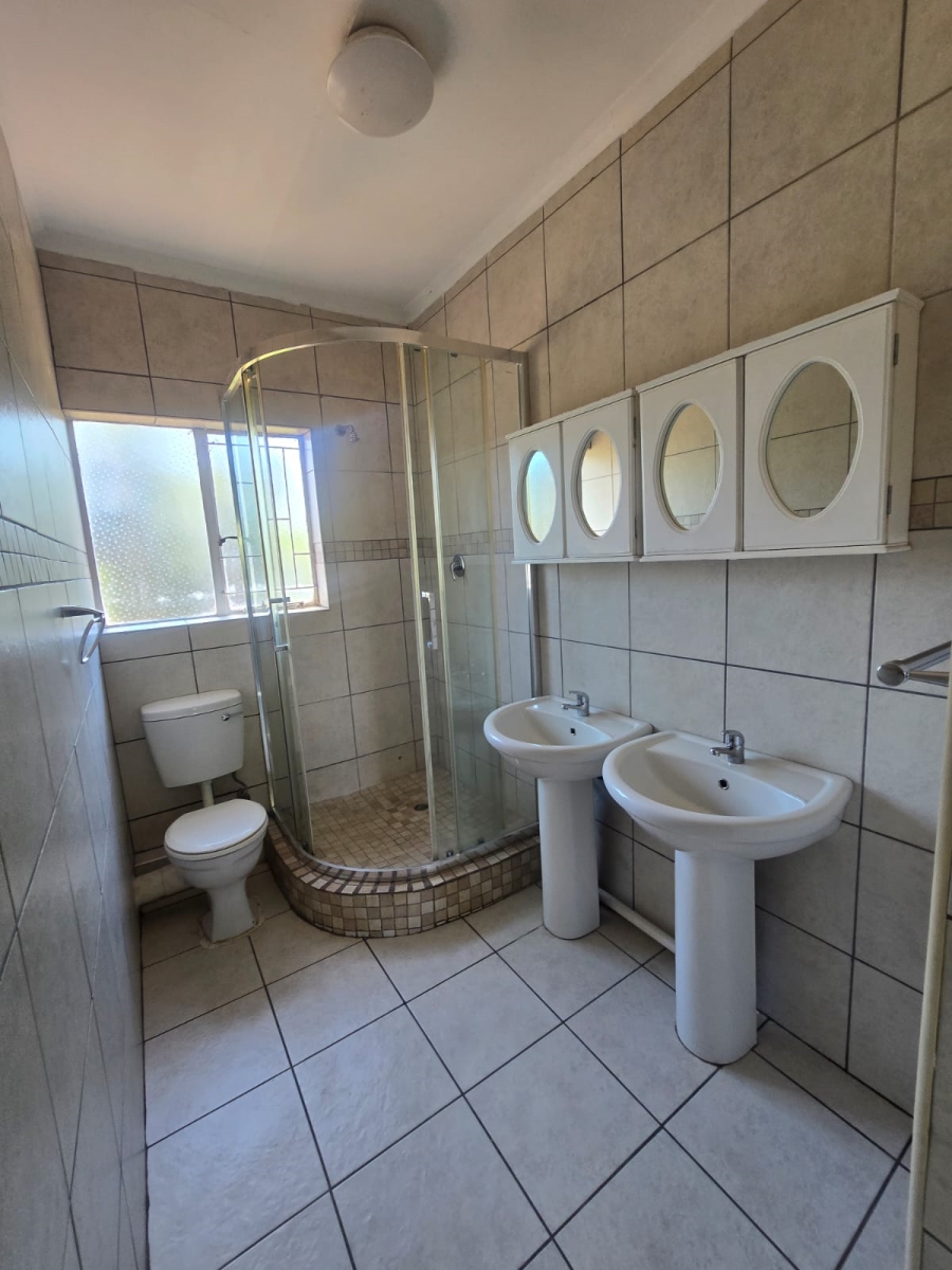 3 Bedroom Property for Sale in Florida Park Gauteng