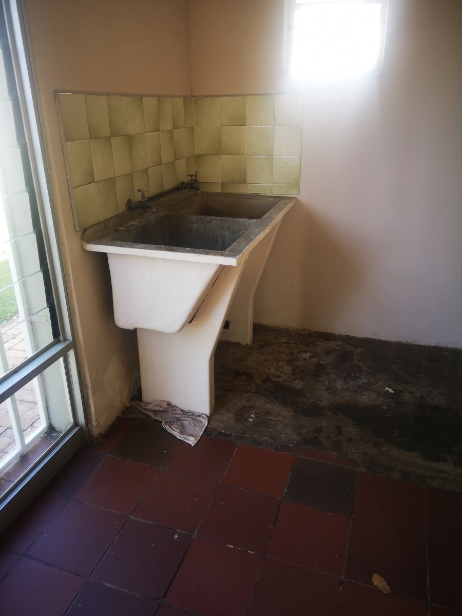 To Let 3 Bedroom Property for Rent in Rothdene Gauteng