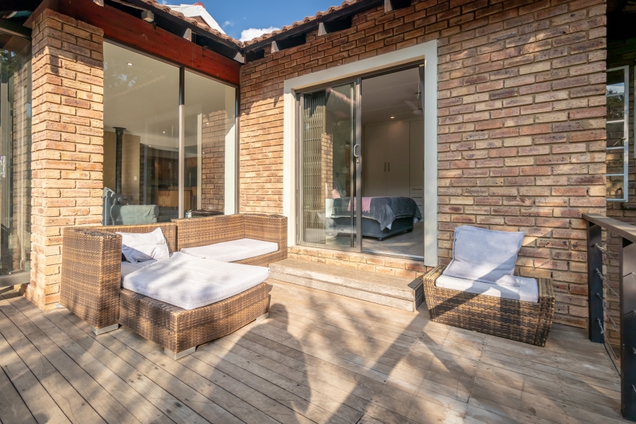 9 Bedroom Property for Sale in Hekpoort Gauteng