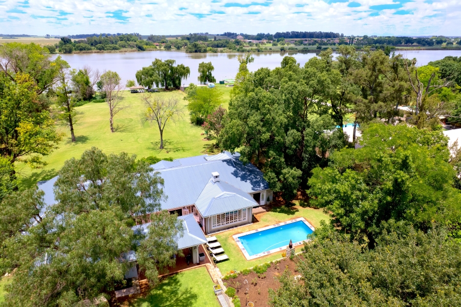 5 Bedroom Property for Sale in Kaalplaats Gauteng