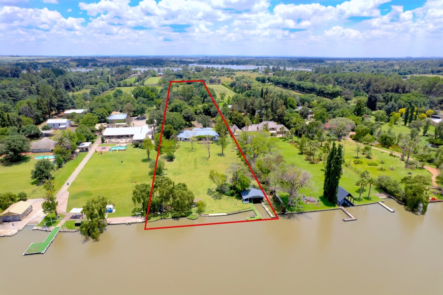 5 Bedroom Property for Sale in Kaalplaats Gauteng