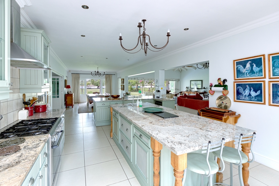 5 Bedroom Property for Sale in Kaalplaats Gauteng