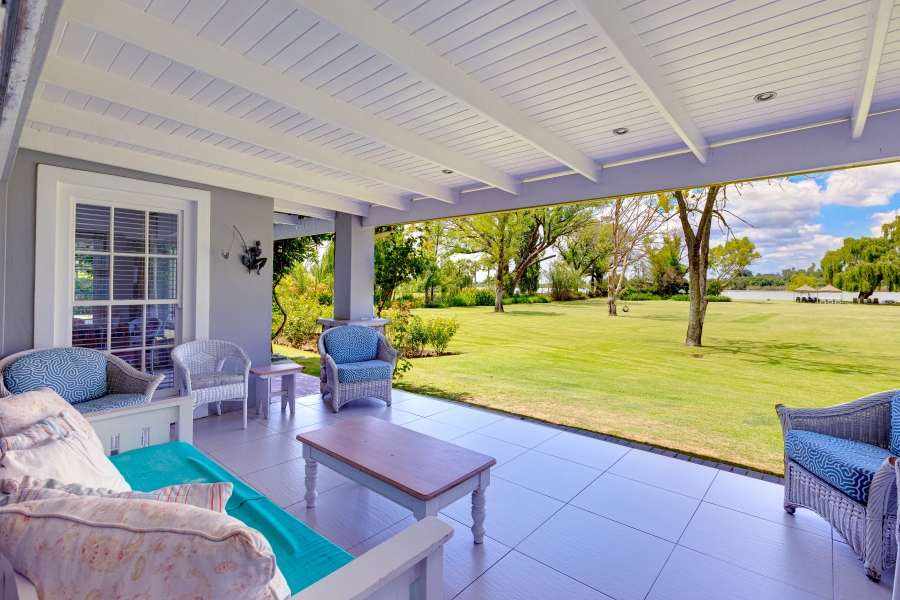 5 Bedroom Property for Sale in Kaalplaats Gauteng