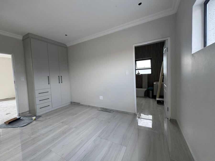 4 Bedroom Property for Sale in Roodepark Eco Estate Gauteng