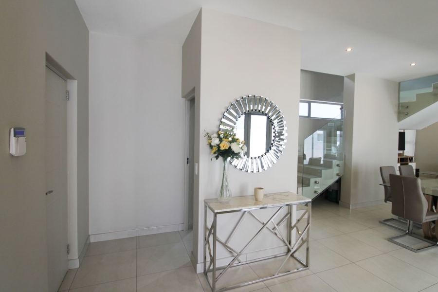 4 Bedroom Property for Sale in Bryanston Gauteng