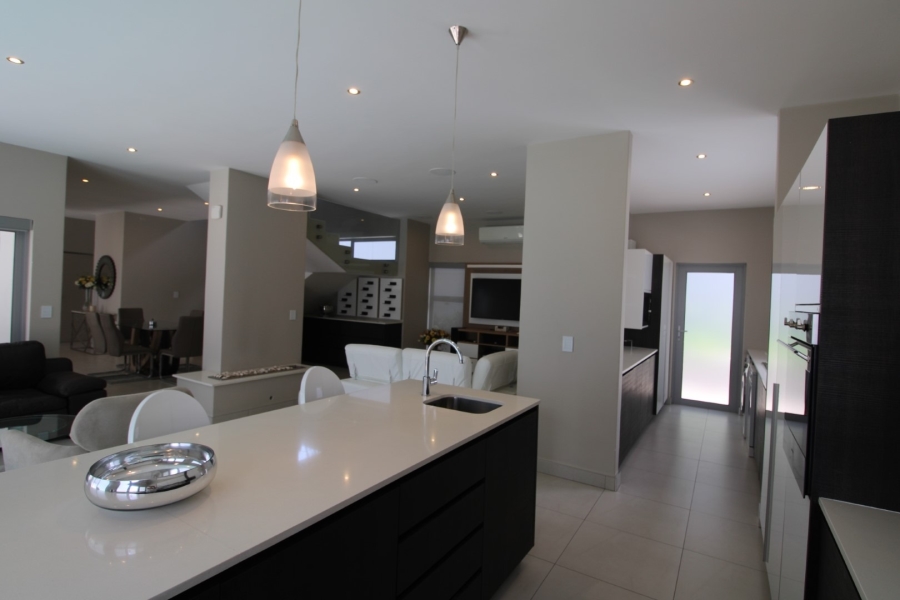 4 Bedroom Property for Sale in Bryanston Gauteng