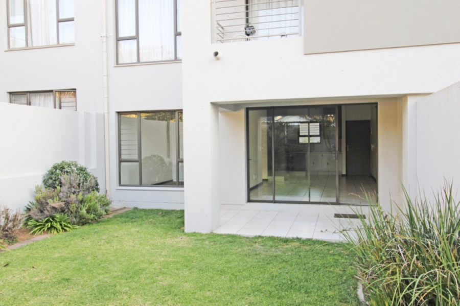 To Let 1 Bedroom Property for Rent in Bryanston Gauteng