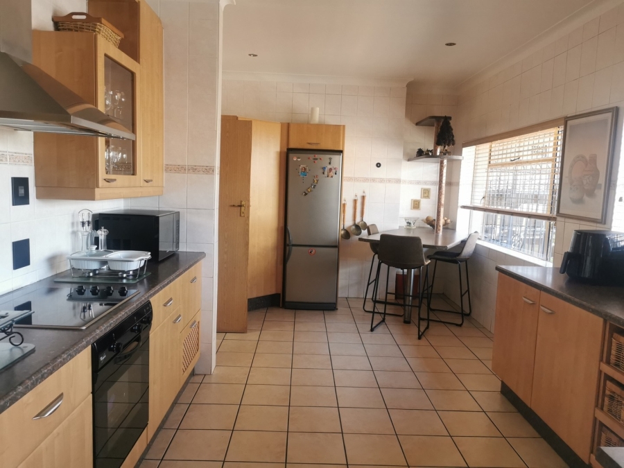 4 Bedroom Property for Sale in Croydon Gauteng