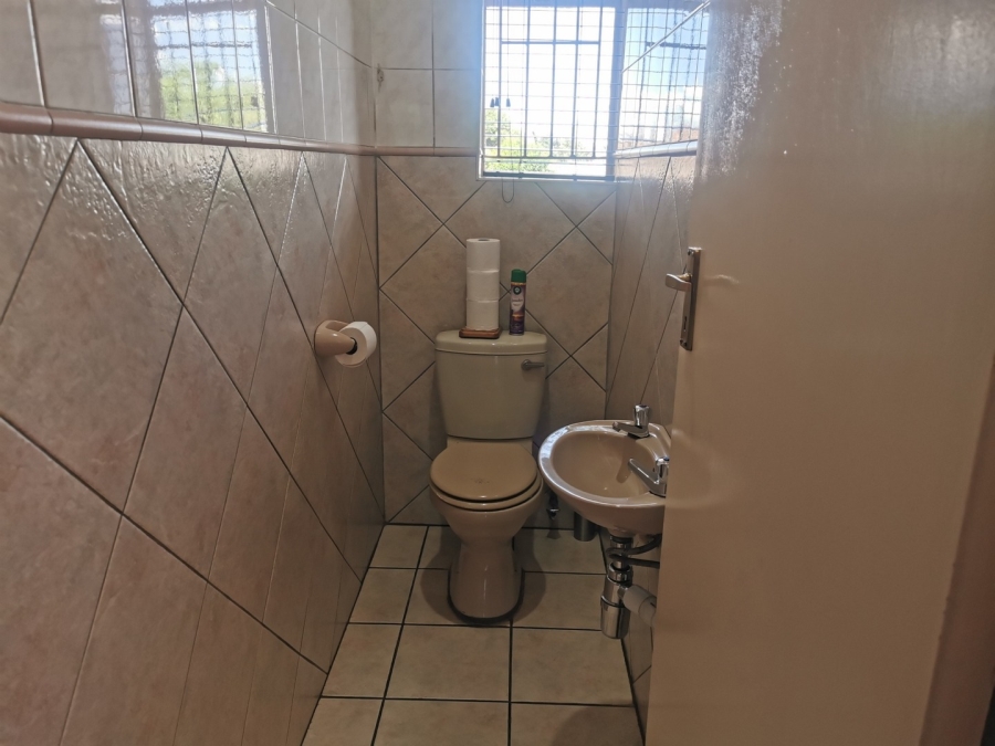 4 Bedroom Property for Sale in Croydon Gauteng