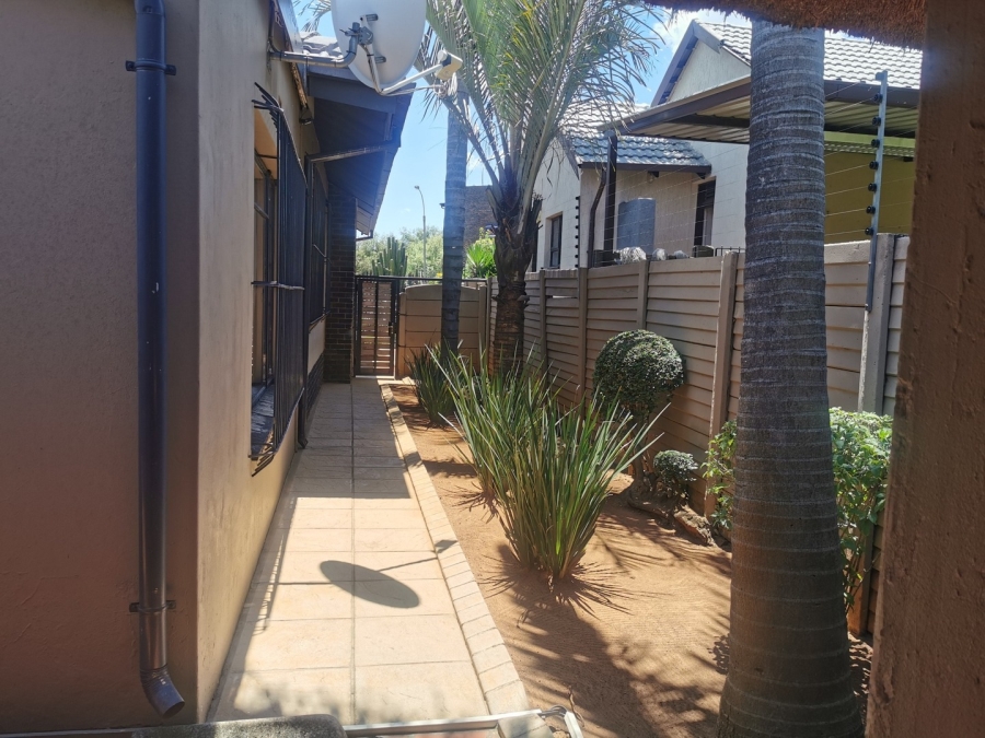 4 Bedroom Property for Sale in Croydon Gauteng