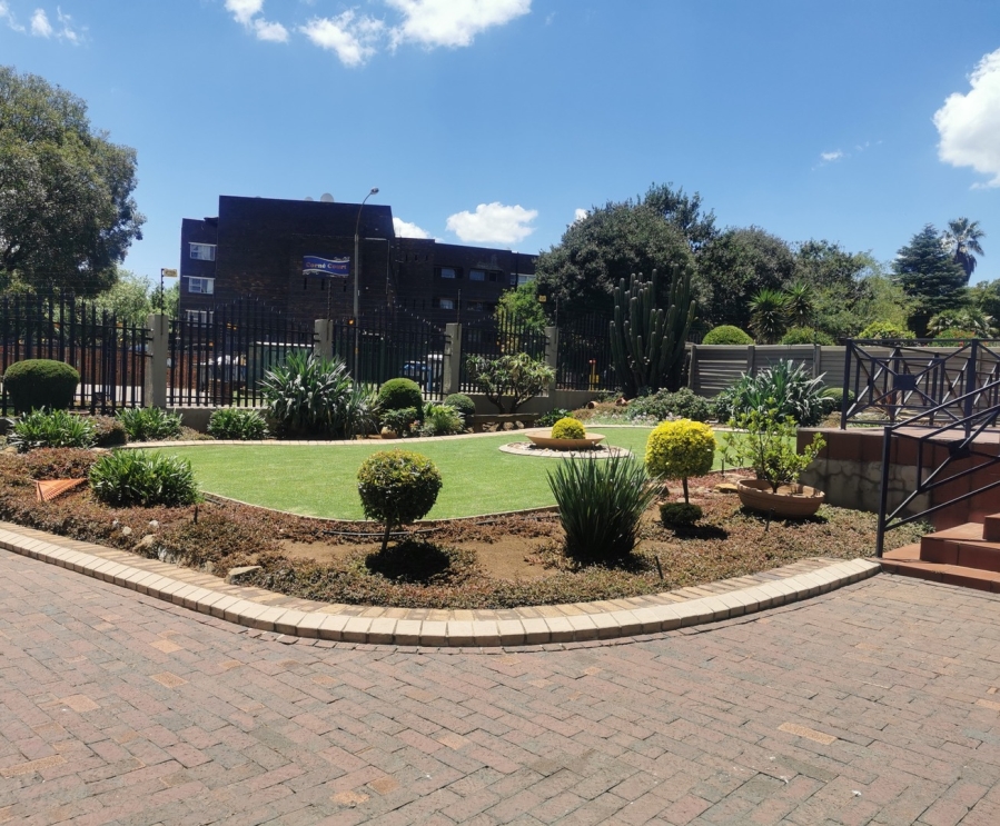 4 Bedroom Property for Sale in Croydon Gauteng