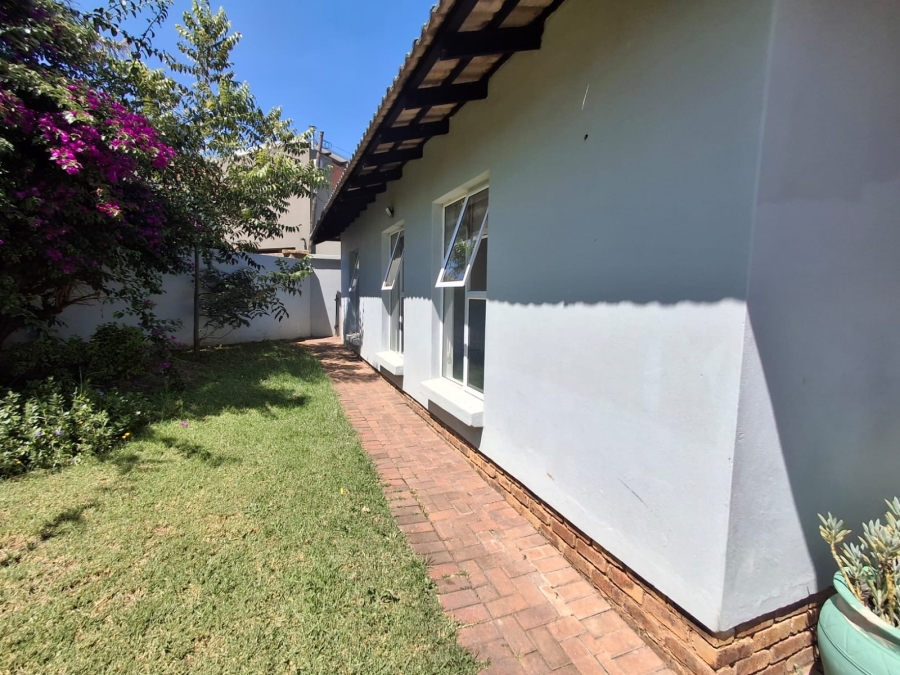 To Let 1 Bedroom Property for Rent in Sunward Park Gauteng
