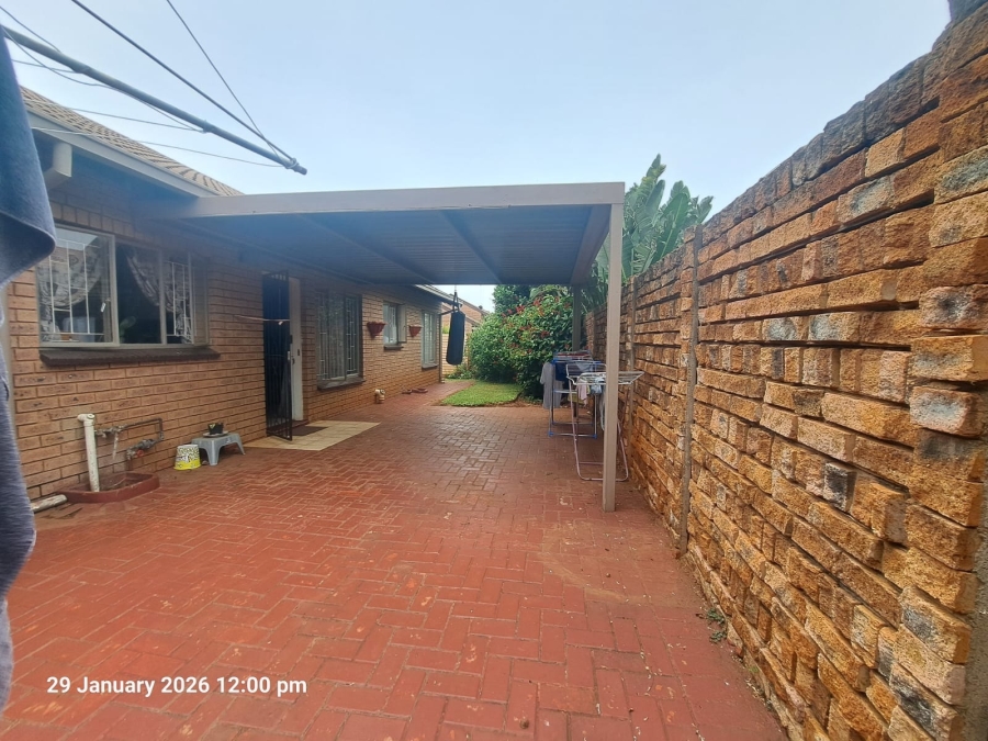 To Let 3 Bedroom Property for Rent in Doornpoort Gauteng
