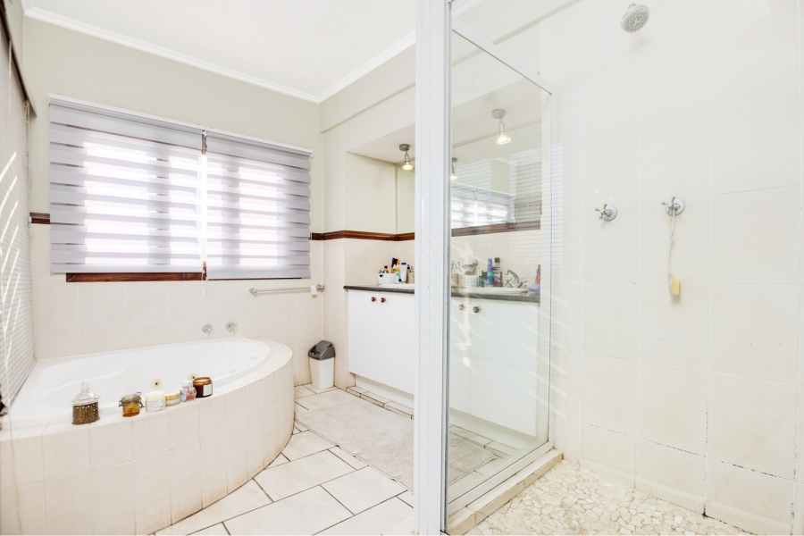 To Let 4 Bedroom Property for Rent in Dainfern Golf Estate Gauteng