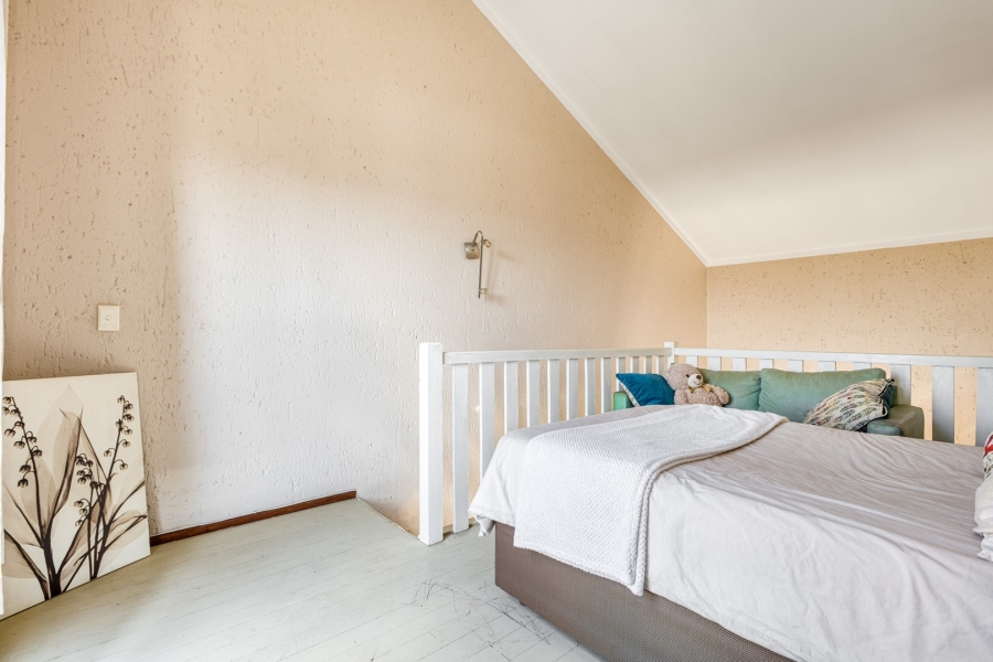 1 Bedroom Property for Sale in Lonehill Gauteng