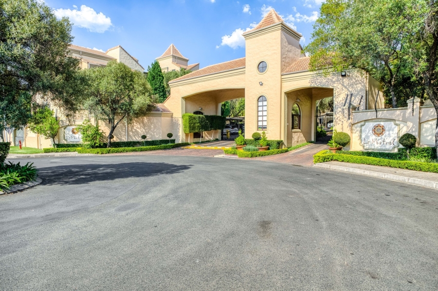 1 Bedroom Property for Sale in Lonehill Gauteng