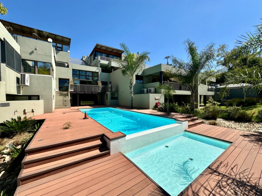 To Let 1 Bedroom Property for Rent in Sandown Gauteng