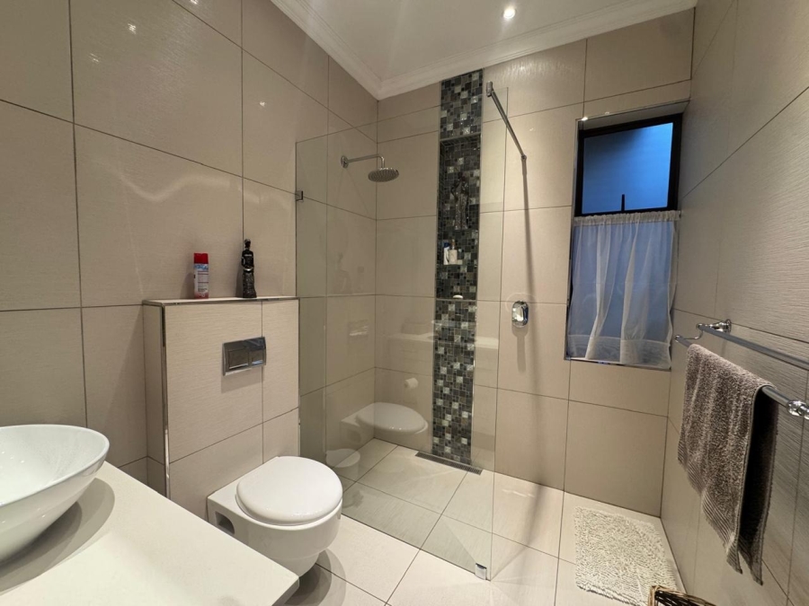 4 Bedroom Property for Sale in Eldo Glen Gauteng