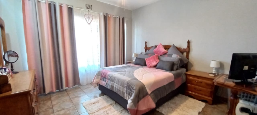 2 Bedroom Property for Sale in Dalview Gauteng