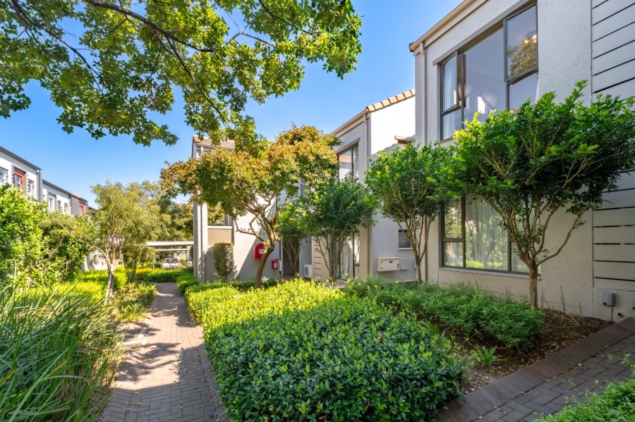 2 Bedroom Property for Sale in Bryanston Gauteng