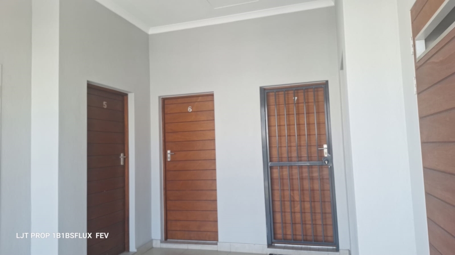 1 Bedroom Property for Sale in Linbro Park Gauteng