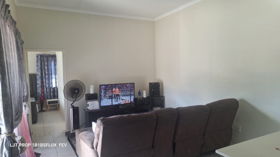 1 Bedroom Property for Sale in Linbro Park Gauteng
