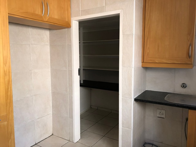 To Let 4 Bedroom Property for Rent in Sundowner Gauteng