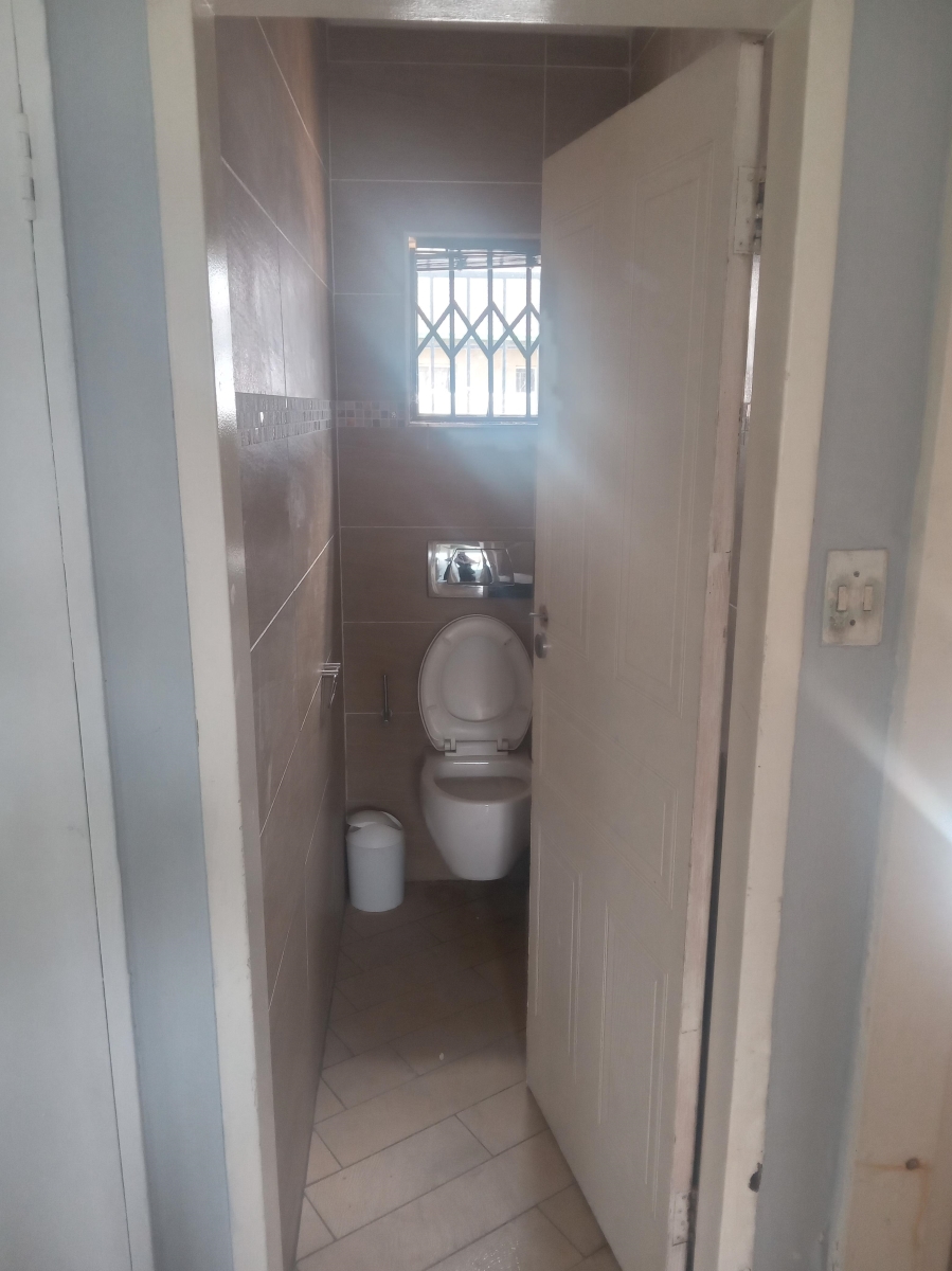 3 Bedroom Property for Sale in Rhodesfield Gauteng