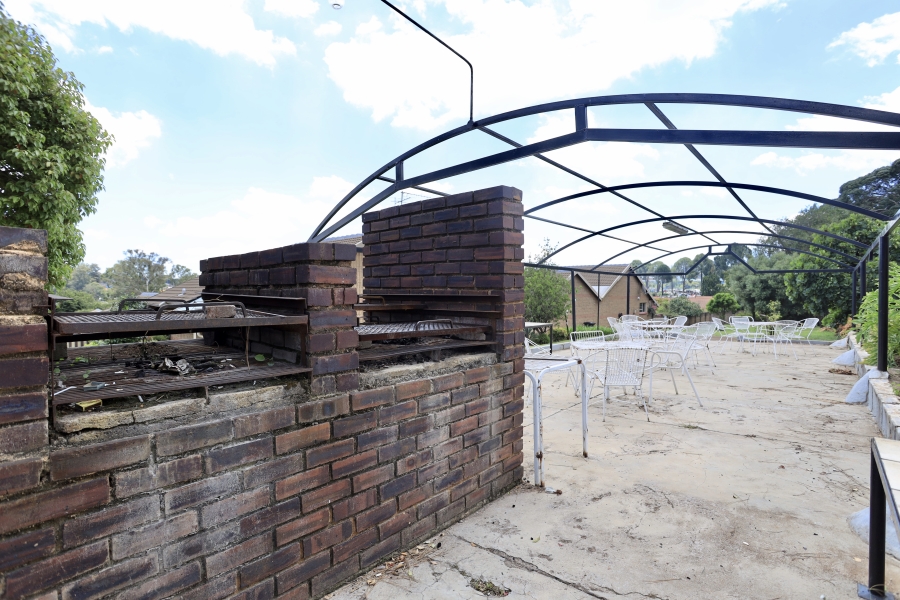 2 Bedroom Property for Sale in Lindhaven Gauteng