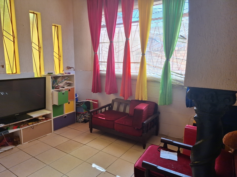 4 Bedroom Property for Sale in Randpoort Gauteng