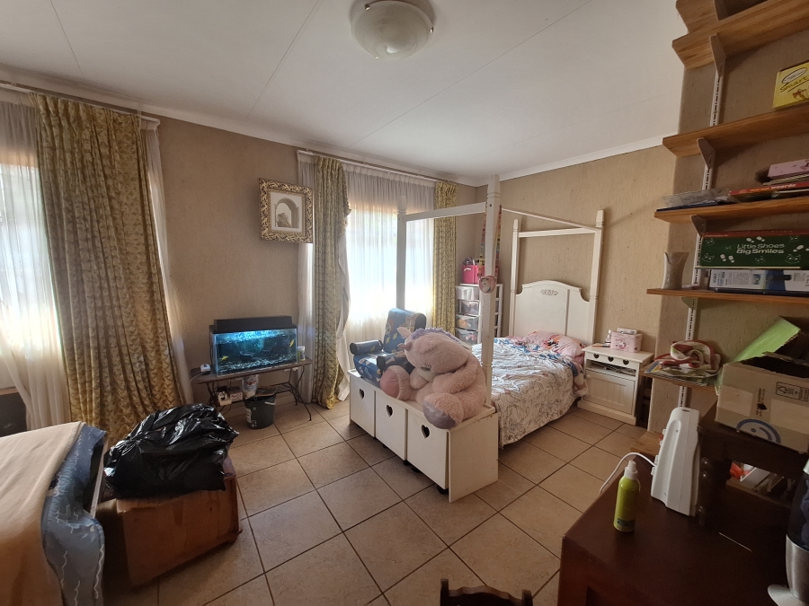 4 Bedroom Property for Sale in Randpoort Gauteng