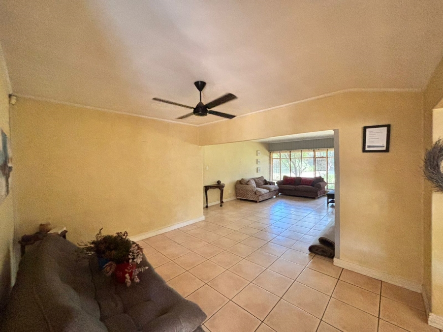 5 Bedroom Property for Sale in Vanderbijlpark SW Gauteng