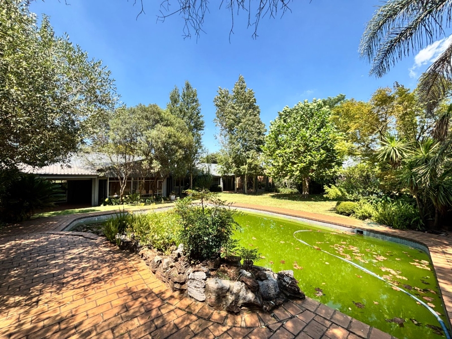 5 Bedroom Property for Sale in Vanderbijlpark SW Gauteng