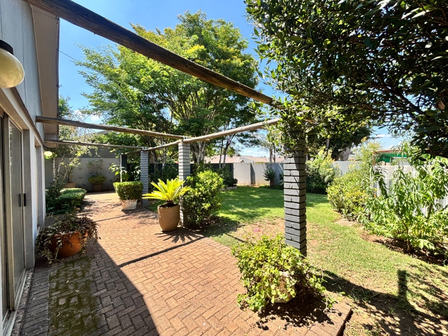 5 Bedroom Property for Sale in Vanderbijlpark SW Gauteng