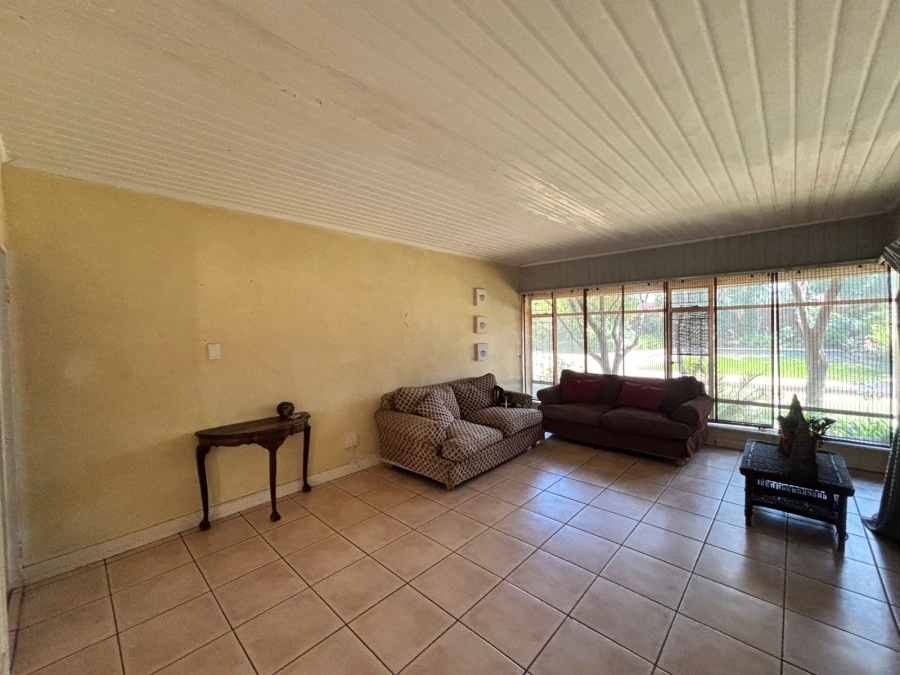 5 Bedroom Property for Sale in Vanderbijlpark SW Gauteng