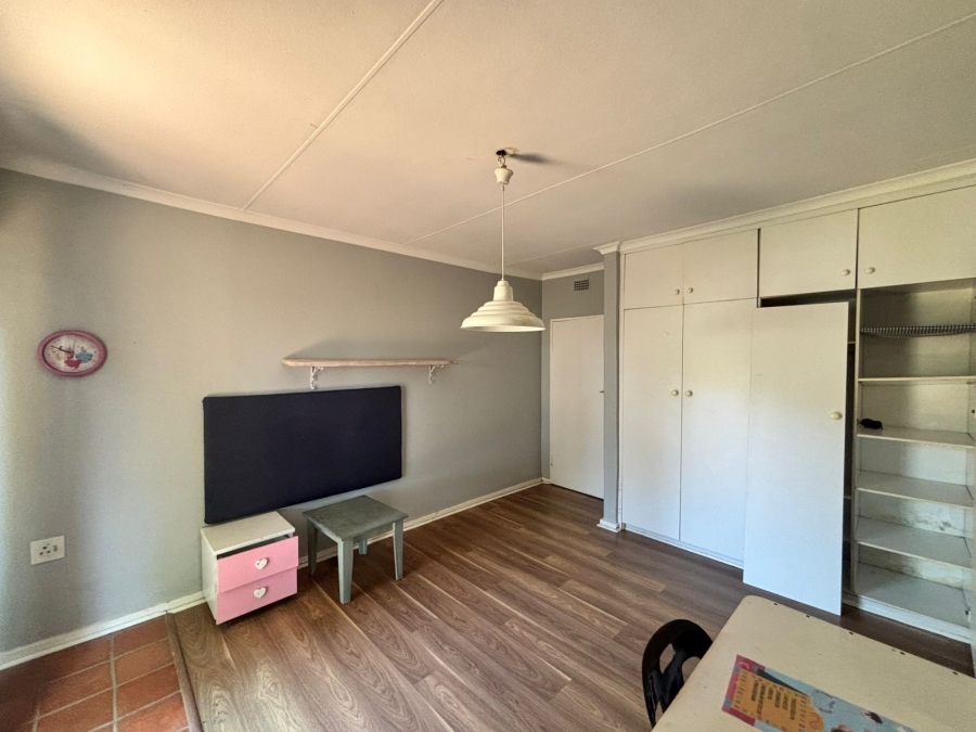 5 Bedroom Property for Sale in Vanderbijlpark SW Gauteng