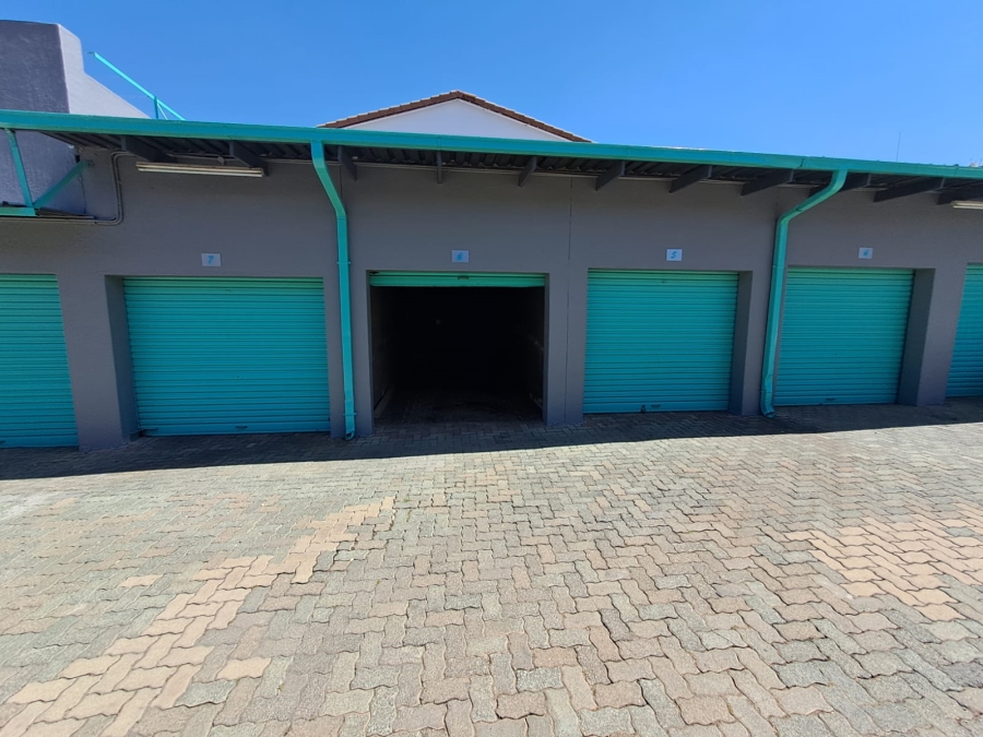 2 Bedroom Property for Sale in Verwoerdpark Gauteng
