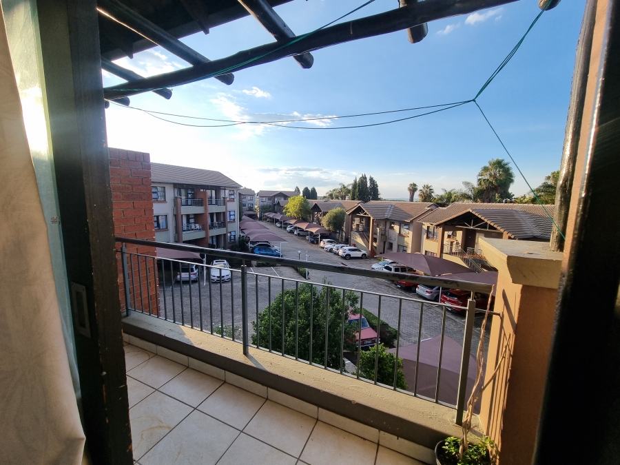 2 Bedroom Property for Sale in Noordhang Gauteng