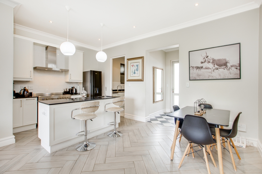 2 Bedroom Property for Sale in Bryanston Gauteng